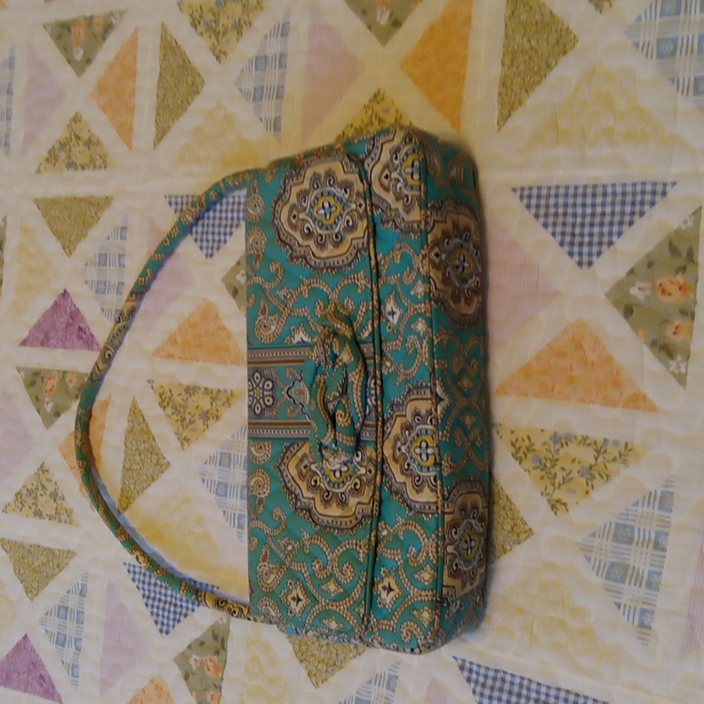 Vera Bradley Knot Just A Clutch in Totally Turquoise
